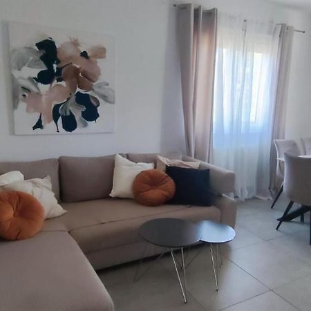 Villa Oleander Marina Buitenkant foto